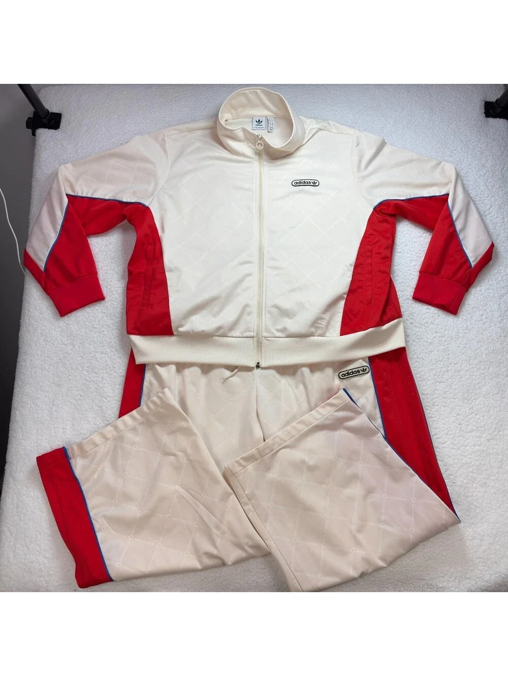 Adidas Originals Women’s 3XL Luxury Tracksuit Wonder White / Red Matching Set